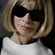 Anna Wintour Attempts To Make Friends With Teenage Girls